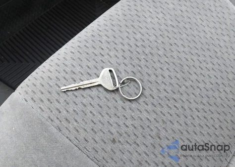 2003 Toyota Camry Le from USA, damaged, VIN 4T1BE32K23U134687